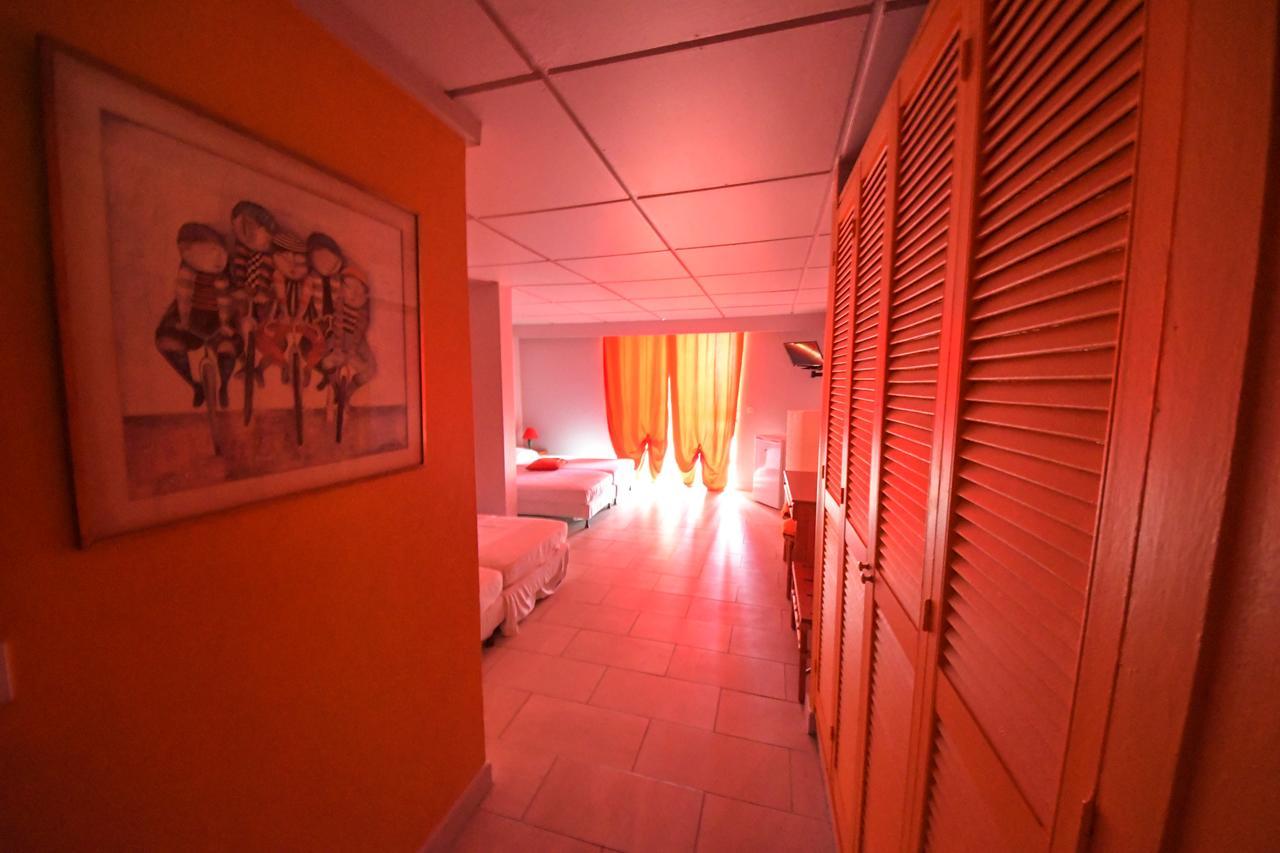 Hotel-Restaurant La Dunette แซ็งแตนน์ ภายนอก รูปภาพ